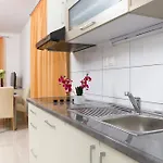 Gostinjska kuća Apartments Bella