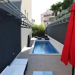 Apartments Bella Gostinjska kuća