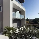 Apartments Bella 4*