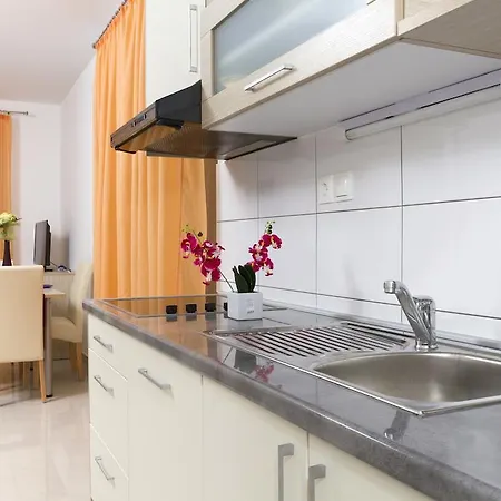 Gostinjska kuća Apartments Bella