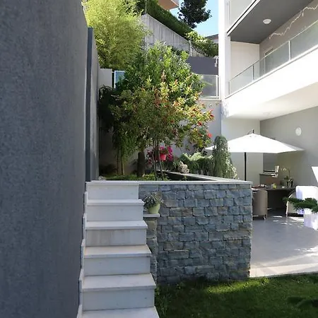 Gostinjska kuća Apartments Bella Podstrana