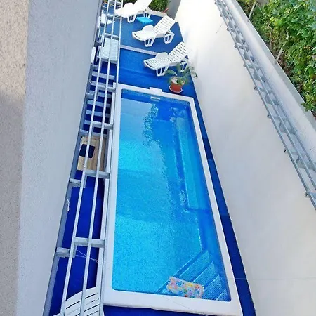 Gostinjska kuća Apartments Bella Podstrana