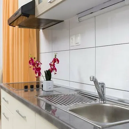 Apartments Bella 4*